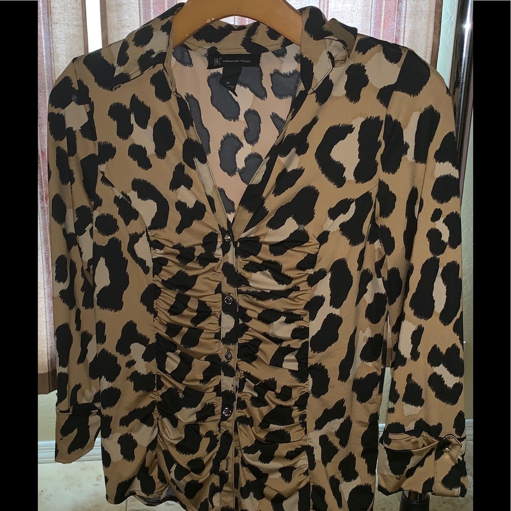 Cheetah print button up